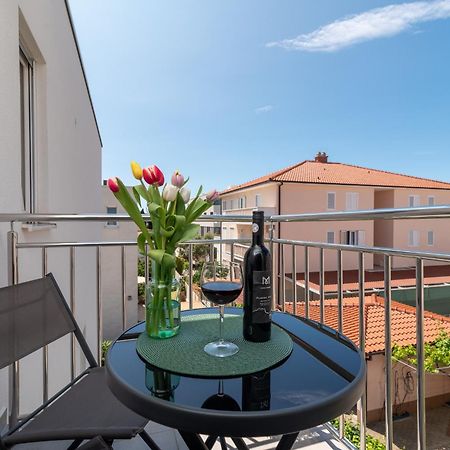 Apartmani Luce Trogir Zewnętrze zdjęcie