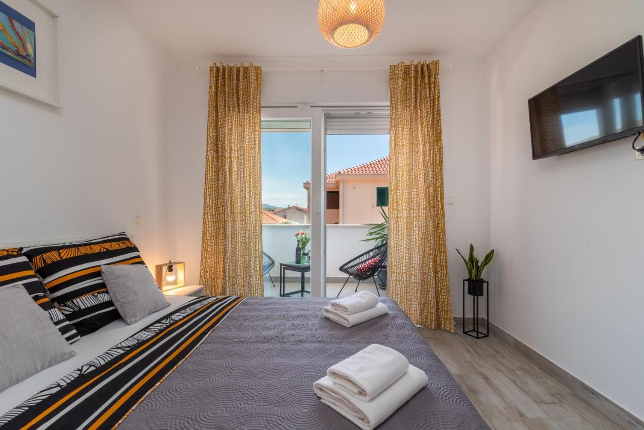 Apartmani Luce Trogir Zewnętrze zdjęcie