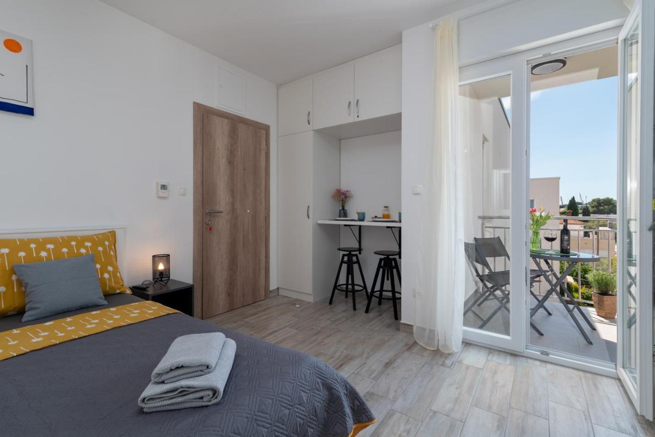 Apartmani Luce Trogir Zewnętrze zdjęcie