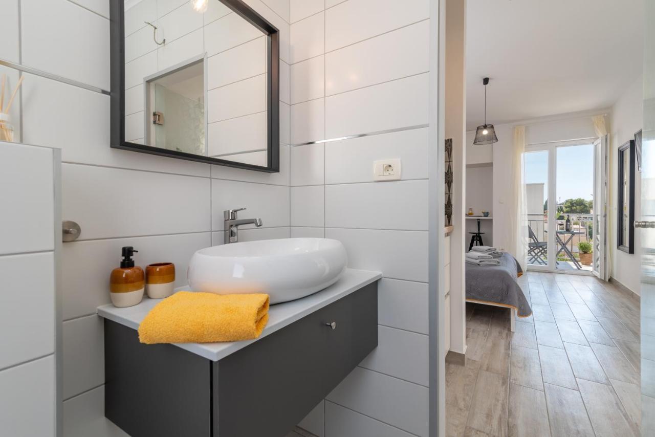 Apartmani Luce Trogir Zewnętrze zdjęcie