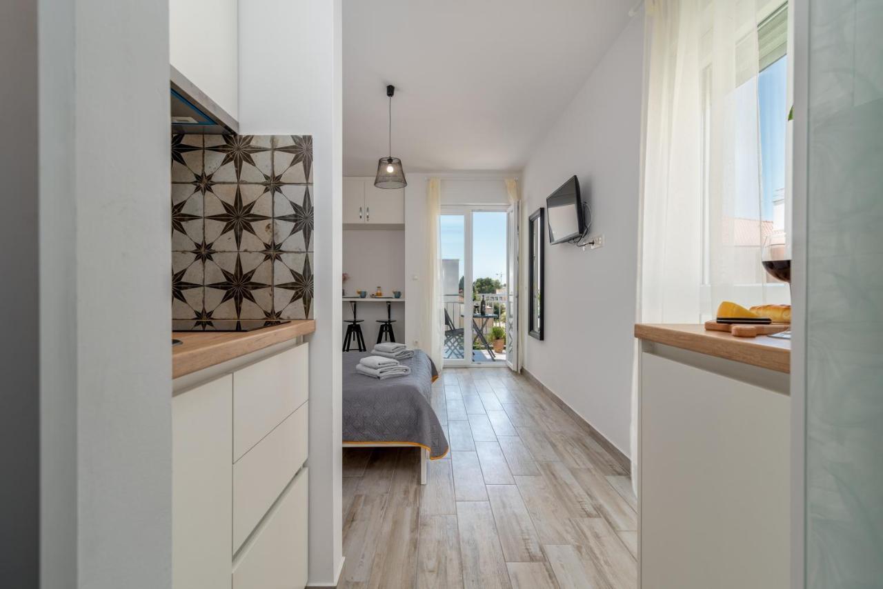 Apartmani Luce Trogir Zewnętrze zdjęcie