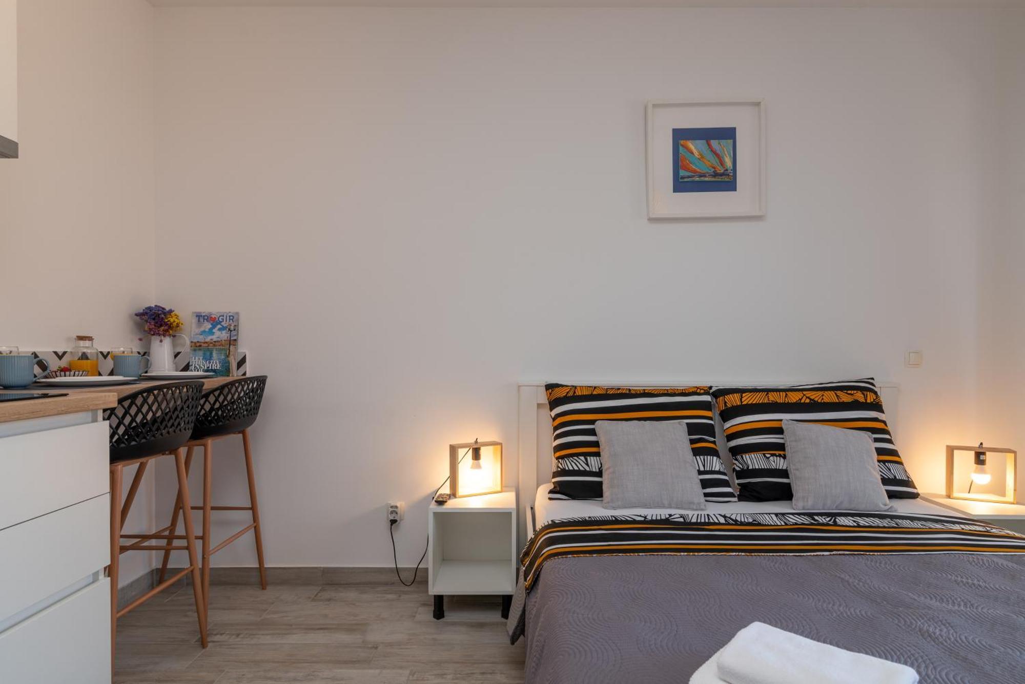 Apartmani Luce Trogir Zewnętrze zdjęcie